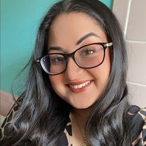 Meet your Posher, Sonia
